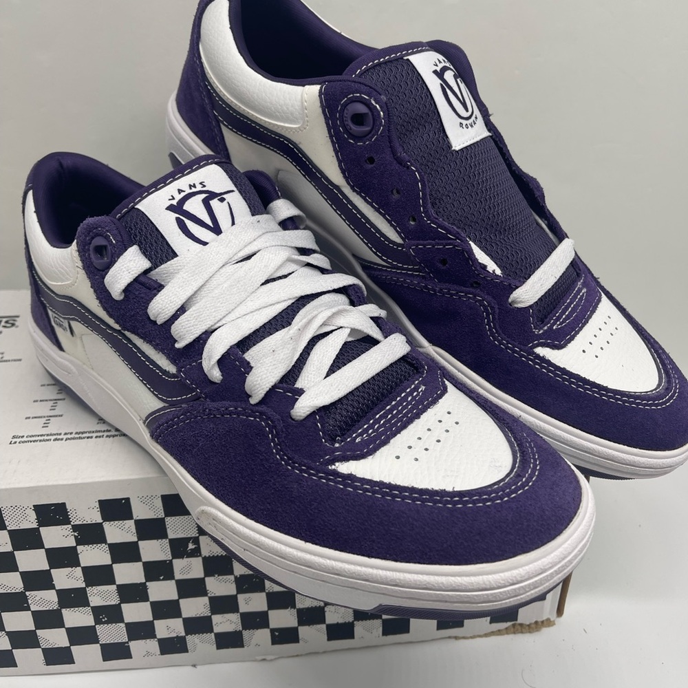 Vans Men's Purple and White Skate Rowan 2
Purple
VN000D3SPRP Sneakers - Picture 6 of 16